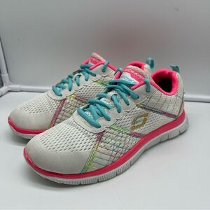 Skechers Skech-Knit Women Size 7.5M White Running Mesh 12072